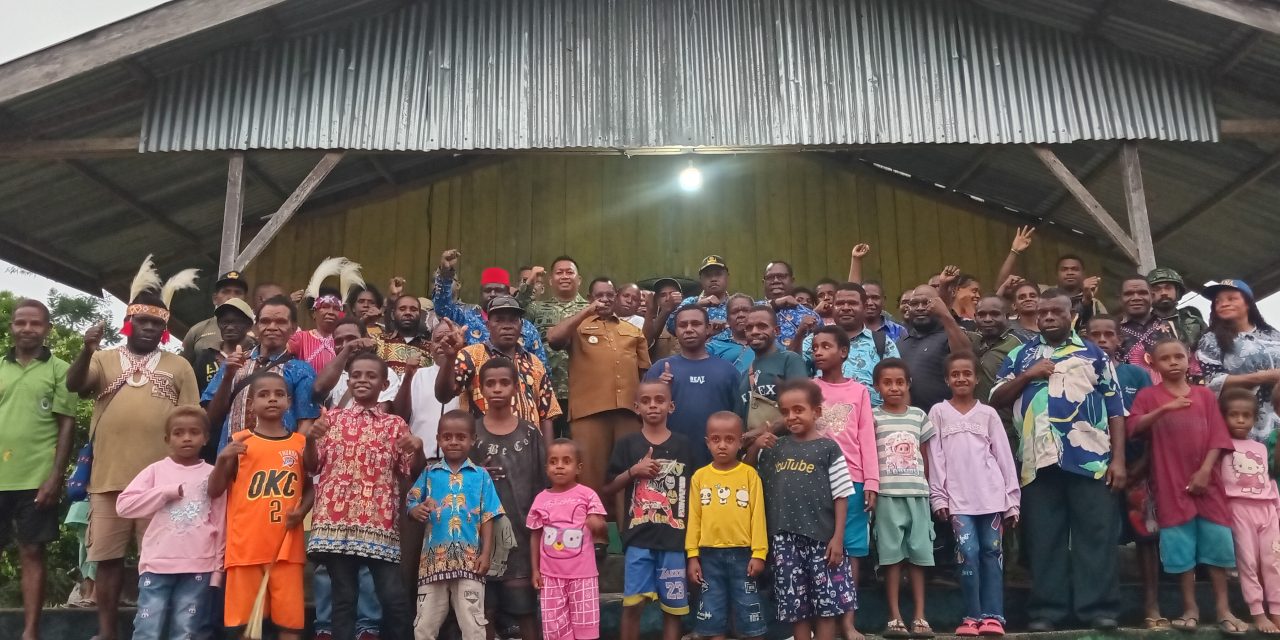 Pemda Maybrat Serahkan Bantuan Dana Rp1,3 Miliar kepada Panitia Pembangunan dan Peresmian Gereja Stasi St. Yohanis Rasul Konja