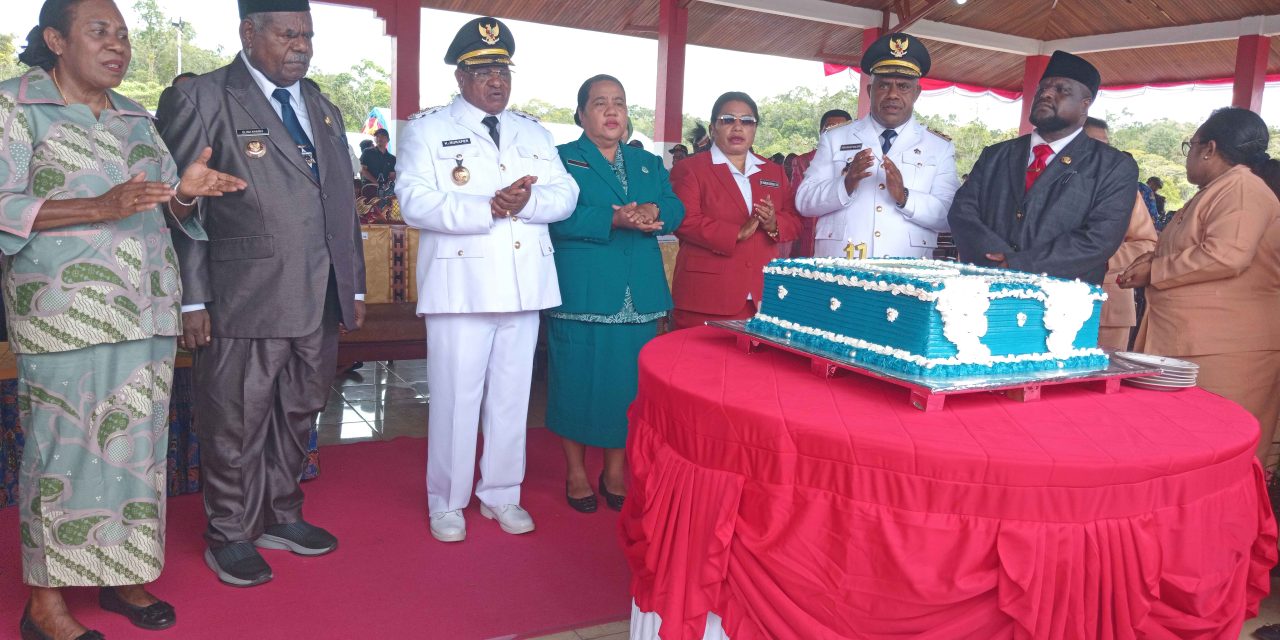 Bupati Maybrat Jadi Inspektur Upacara HUT ke-17 Kabupaten Maybrat